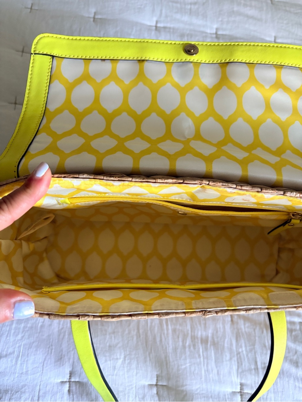Kate Spade EUC Lime Tote Bag with Bow Accent - Picture 10 of 15
